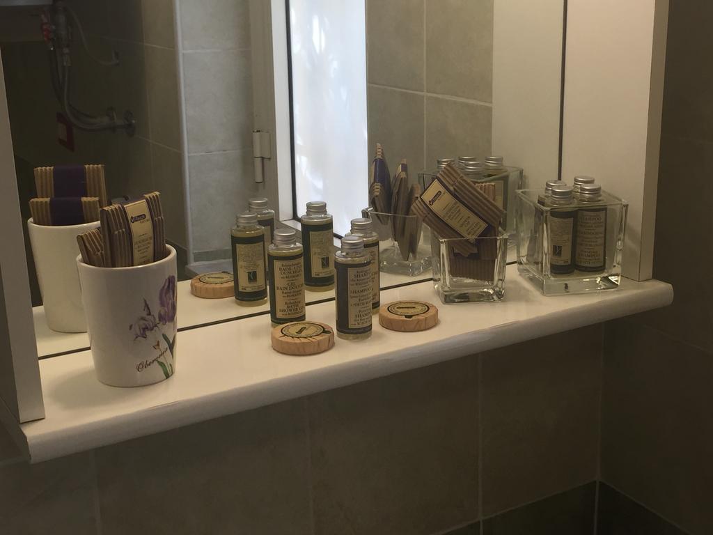 ナポリ Casa Di Erminia Bed & Breakfast エクステリア 写真
