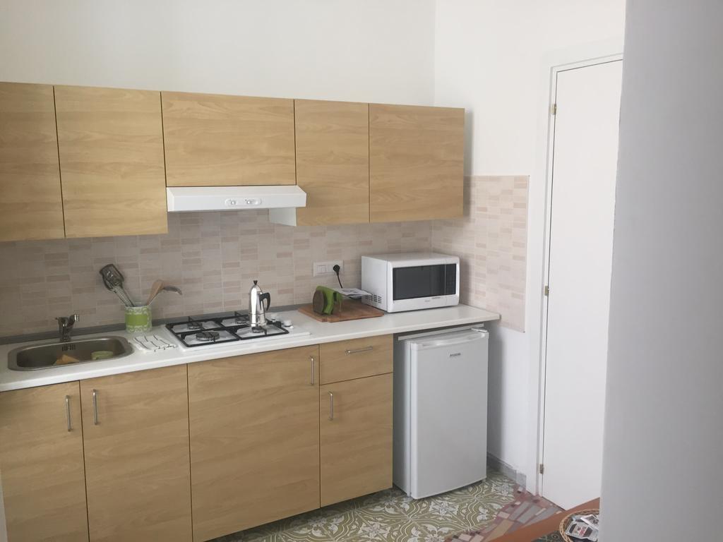 ナポリ Casa Di Erminia Bed & Breakfast エクステリア 写真