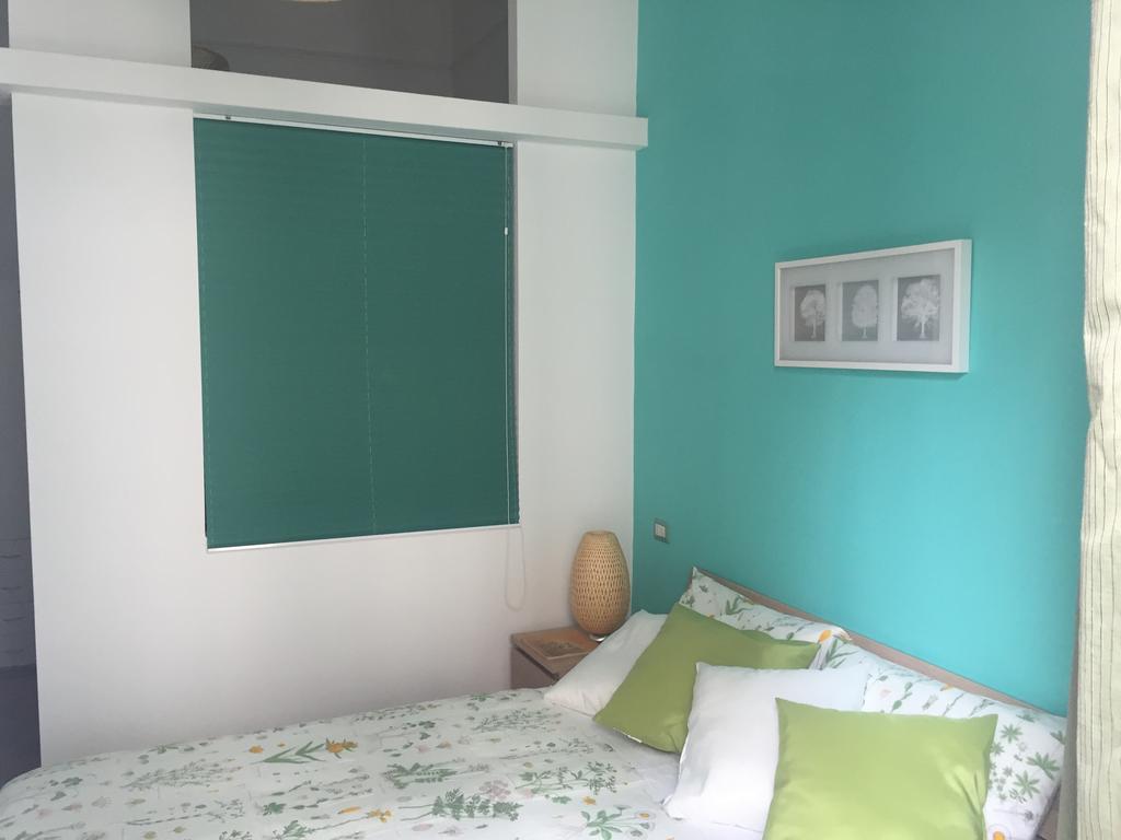 ナポリ Casa Di Erminia Bed & Breakfast エクステリア 写真