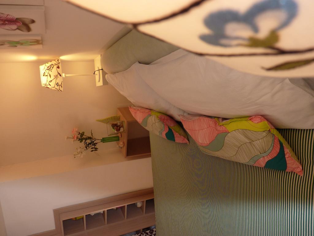 ナポリ Casa Di Erminia Bed & Breakfast エクステリア 写真
