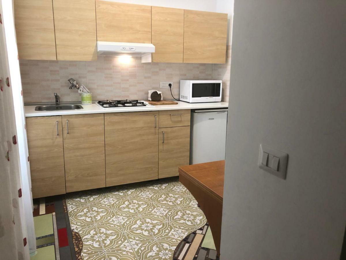ナポリ Casa Di Erminia Bed & Breakfast エクステリア 写真