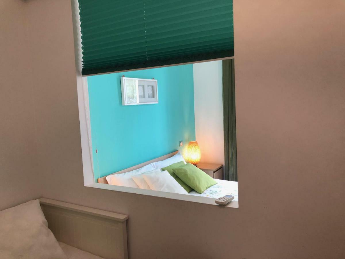 ナポリ Casa Di Erminia Bed & Breakfast エクステリア 写真